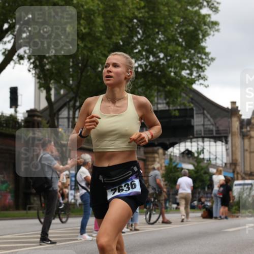29.06.2025 - hella hamburg halbmarathon Yannick Fuchs http://msf.ph/oto/8380988 29.06.2025 10:54:50 20KM 1188, 1364, 1414, 1453, 1653, 2322, 2323, 2661, 3698, 5602, 5603, 6033, 6201, 6487, 6708, 6754, 6757, 6921, 7006, 7065, 7306, 7636, 7759, 7761, 8421, 8422, 8662, 8923, 9020, 9021, 10534, 11623, 11702, 11782, 12491, 13459, 13516, 13589, 15269, 16621, 17145, 17226, 17899, 17951, 17952, 18063, 18757, 19117, 19146, 19242, 19246 meine-sportfotos.de