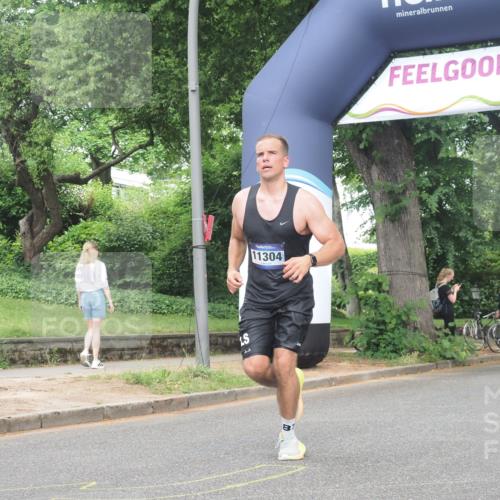 29.06.2025 - hella hamburg halbmarathon KatJ http://msf.ph/oto/8380999 29.06.2025 10:25:11 Zwischen KM18-KM19 2774 meine-sportfotos.de