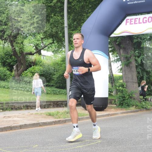 29.06.2025 - hella hamburg halbmarathon KatJ http://msf.ph/oto/8381027 29.06.2025 10:25:11 Zwischen KM18-KM19 2774 meine-sportfotos.de