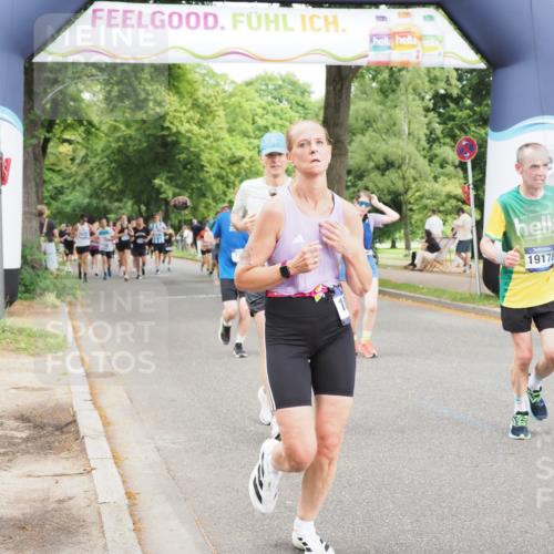 29.06.2025 - hella hamburg halbmarathon MichiJ http://msf.ph/oto/8381164 29.06.2025 10:46:22 Zwischen KM18-KM19 4986, 7031, 7223, 7824, 8030, 8509, 10488, 11394, 12446, 14823, 15284, 18485, 19160, 19178 meine-sportfotos.de