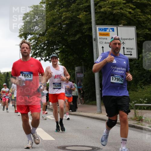 29.06.2025 - hella hamburg halbmarathon Yannick Fuchs http://msf.ph/oto/8381200 29.06.2025 10:54:51 20KM 1188, 1364, 1414, 1453, 1653, 2322, 2323, 2661, 3698, 5602, 5603, 6033, 6201, 6487, 6708, 6754, 6757, 6921, 7006, 7065, 7306, 7636, 7759, 7761, 8421, 8422, 8662, 8923, 9020, 9021, 9984, 10534, 11623, 11702, 11782, 12491, 13459, 13516, 13589, 15269, 16621, 17145, 17226, 17899, 17951, 17952, 18133, 18757, 19117, 19146, 19242 meine-sportfotos.de