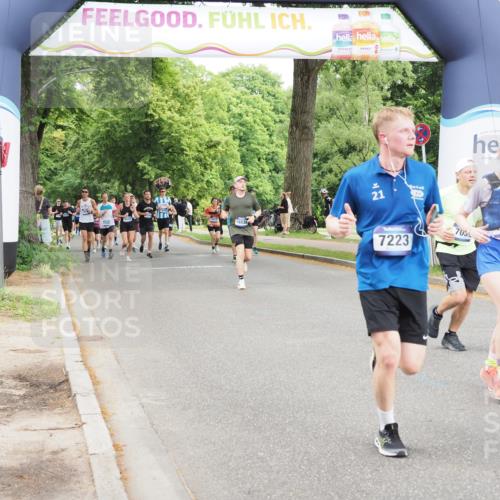 29.06.2025 - hella hamburg halbmarathon MichiJ http://msf.ph/oto/8381285 29.06.2025 10:46:23 Zwischen KM18-KM19 4986, 7031, 7223, 7824, 8030, 8509, 10488, 11394, 12446, 14823, 16530, 18485, 19178 meine-sportfotos.de