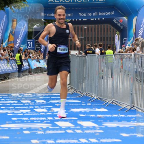 29.06.2025 - hella hamburg halbmarathon Strokosch-Dieckow http://msf.ph/oto/8381314 29.06.2025 10:24:18 Ziel 5612, 6816, 7331, 18695 meine-sportfotos.de