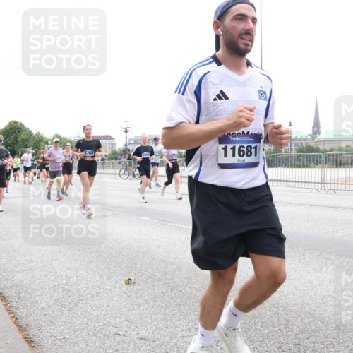 29.06.2025 - hella hamburg halbmarathon Lena Gebhardt http://msf.ph/oto/8381607 29.06.2025 10:49:31 Lombardsbrücke 4769, 1000000, 11681, 1040, 1041, 1525, 1625, 1805, 1888, 2067, 2395, 2466, 2527, 2541, 2668, 2713, 2862, 2927, 2997, 3070, 3086, 3183, 3232, 3383, 3943, 4403, 4525, 4527, 4589, 4769, 4809, 5076, 5106, 5118, 5463, 5552, 5694, 6191, 6694, 6979, 6989, 7301, 7305, 7339, 7366, 7650, 7679, 7931, 7936, 8065, 8549, 9162, 9245, 9261, 9341, 9359, 10033, 10038, 10130, 10333, 10403, 10479, 10704, 10782, 10785, 11031, 11192, 11558, 11631, 12388, 13764, 14692 meine-sportfotos.de