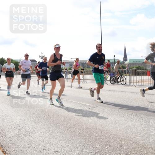 29.06.2025 - hella hamburg halbmarathon Lena Gebhardt http://msf.ph/oto/8381743 29.06.2025 10:15:35 Lombardsbrücke 1077, 14413, 1016041, 3417, 9657, 211, 1296, 1440, 1524, 1745, 2110, 2281, 2720, 2989, 3417, 3513, 3650, 4007, 4466, 4492, 4494, 5069, 5271, 5739, 5986, 6317, 6376, 6576, 7452, 7809, 7810, 7941, 7942, 8237, 8256, 9192, 9307, 9423, 9657, 9847, 9975, 9997, 10108, 10608, 10775, 10858, 12457, 12469, 12521, 13179, 13197, 13453, 13500, 13818, 13951, 14413, 14423, 14550, 14552, 15150, 15307, 15740 meine-sportfotos.de