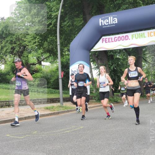 29.06.2025 - hella hamburg halbmarathon KatJ http://msf.ph/oto/8381805 29.06.2025 10:25:19 Zwischen KM18-KM19 1385, 2121, 2399, 5042, 6915, 6993 meine-sportfotos.de