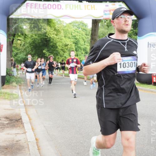 29.06.2025 - hella hamburg halbmarathon MichiJ http://msf.ph/oto/8381823 29.06.2025 10:46:34 Zwischen KM18-KM19 4238, 6033, 6438, 6754, 8326, 10281, 10301, 11041, 12564, 12736, 13706, 14732, 15344, 17814, 18377, 18727 meine-sportfotos.de