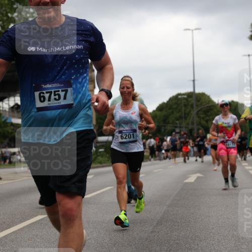 29.06.2025 - hella hamburg halbmarathon Yannick Fuchs http://msf.ph/oto/8382035 29.06.2025 10:54:55 20KM 1188, 1364, 1414, 1453, 1653, 2322, 2323, 2661, 3698, 5602, 5603, 5775, 6033, 6201, 6487, 6708, 6754, 6757, 6921, 7006, 7250, 7306, 7636, 7759, 7761, 8483, 8662, 9020, 9021, 9611, 9984, 10295, 10534, 11623, 11702, 11782, 12789, 12908, 13459, 13516, 15269, 16621, 17145, 17226, 17951, 17952, 18133, 18757, 19117, 19146, 19242 meine-sportfotos.de