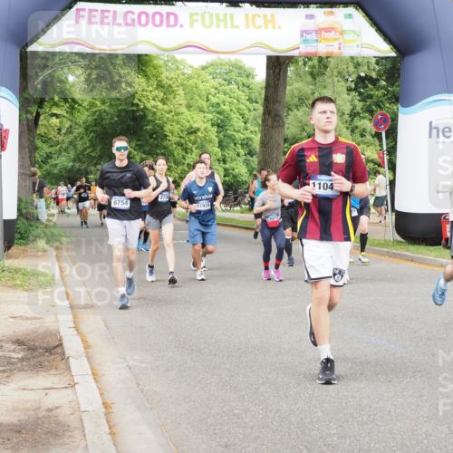 29.06.2025 - hella hamburg halbmarathon MichiJ http://msf.ph/oto/8382076 29.06.2025 10:46:36 Zwischen KM18-KM19 1019, 1544, 2730, 4238, 6033, 6087, 6438, 6754, 8326, 10281, 10301, 11041, 11250, 11935, 12564, 14732, 15344, 18377, 18727, 18855 meine-sportfotos.de
