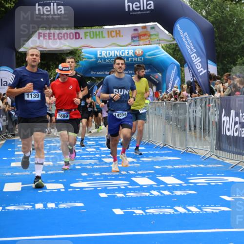 29.06.2025 - hella hamburg halbmarathon Strokosch-Dieckow http://msf.ph/oto/8382137 29.06.2025 10:46:55 Ziel 1139, 1689, 4091, 4377, 9794, 10122, 13728, 13940, 14385, 14415, 14449, 14594, 14783, 15825, 16081, 17172, 17492, 17892, 17979, 19105 meine-sportfotos.de