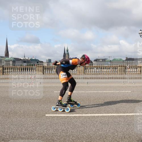 29.06.2025 - hella hamburg halbmarathon Lena Gebhardt http://msf.ph/oto/8382210 29.06.2025 08:52:25 Lombardsbrücke 389 meine-sportfotos.de