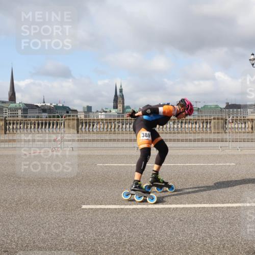 29.06.2025 - hella hamburg halbmarathon Lena Gebhardt http://msf.ph/oto/8382252 29.06.2025 08:52:25 Lombardsbrücke 389 meine-sportfotos.de