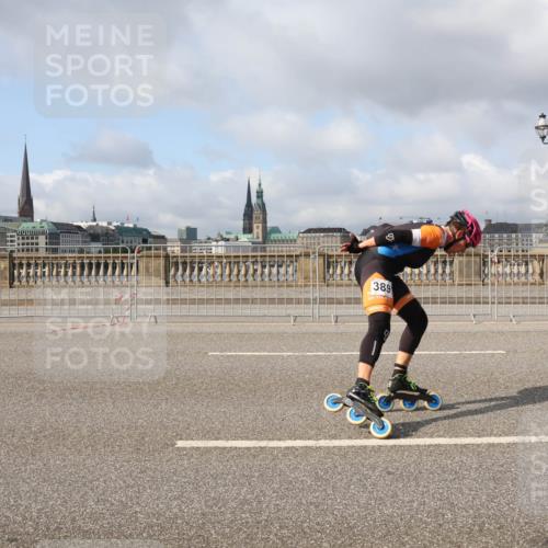29.06.2025 - hella hamburg halbmarathon Lena Gebhardt http://msf.ph/oto/8382284 29.06.2025 08:52:25 Lombardsbrücke 389 meine-sportfotos.de