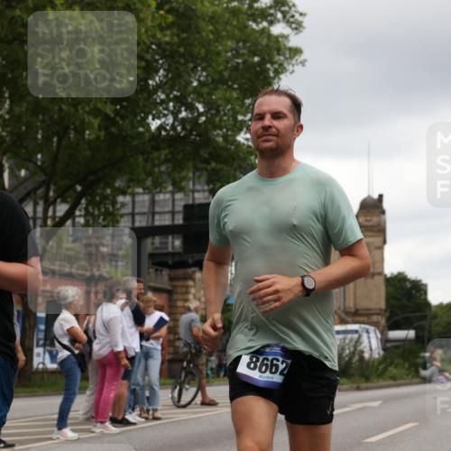 29.06.2025 - hella hamburg halbmarathon Yannick Fuchs http://msf.ph/oto/8382286 29.06.2025 10:54:57 20KM 1188, 1364, 1414, 1453, 1653, 1823, 2322, 2323, 2426, 2661, 3698, 5602, 5603, 5775, 6201, 6487, 6708, 6754, 6757, 6921, 7006, 7250, 7306, 7759, 7761, 8483, 8662, 9020, 9021, 9611, 9984, 10295, 10534, 11623, 11702, 11782, 12789, 12908, 13459, 13516, 15269, 16621, 17145, 17226, 17951, 17952, 18133, 18757, 19117, 19146, 19242 meine-sportfotos.de