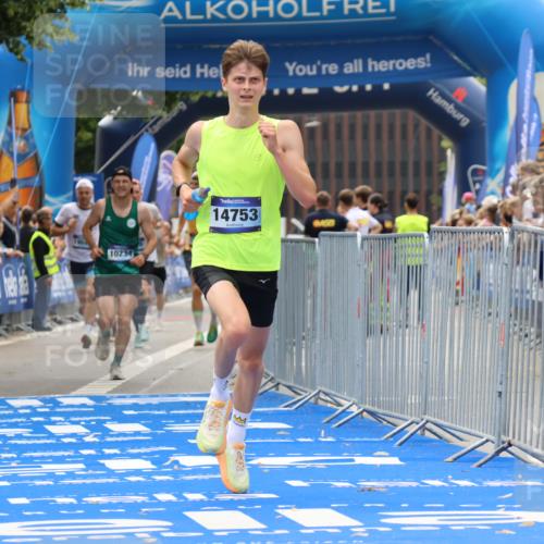 29.06.2025 - hella hamburg halbmarathon Strokosch-Dieckow http://msf.ph/oto/8382294 29.06.2025 10:24:00 Ziel 9269, 10234, 11194, 13440, 14753, 17614, 19041 meine-sportfotos.de