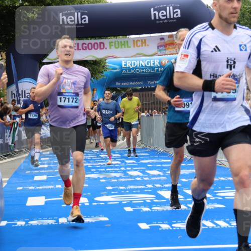 29.06.2025 - hella hamburg halbmarathon Strokosch-Dieckow http://msf.ph/oto/8382301 29.06.2025 10:46:53 Ziel 1139, 1689, 4091, 10122, 11858, 13728, 13940, 14385, 14415, 14449, 14594, 15825, 16081, 17172, 17353, 17492, 17669, 17892, 17979, 19105 meine-sportfotos.de