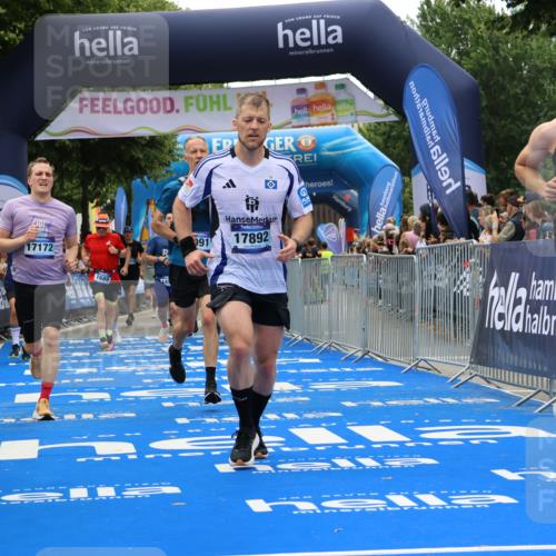 29.06.2025 - hella hamburg halbmarathon Strokosch-Dieckow http://msf.ph/oto/8382435 29.06.2025 10:46:52 Ziel 1139, 1689, 4091, 10122, 11858, 13728, 13940, 14385, 14449, 14541, 14594, 15900, 16081, 17172, 17353, 17492, 17669, 17892, 17979, 19105 meine-sportfotos.de