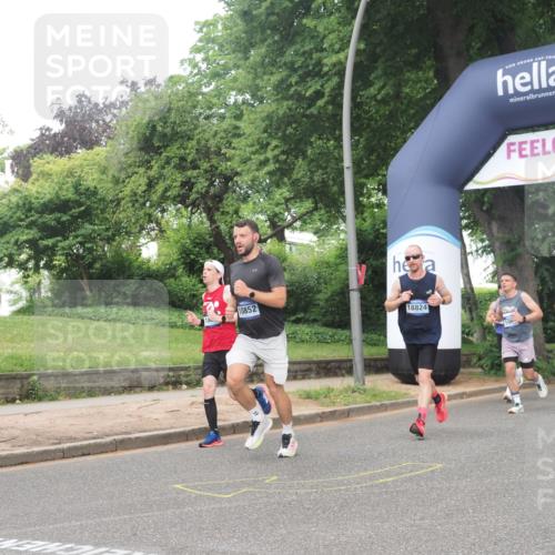 29.06.2025 - hella hamburg halbmarathon KatJ http://msf.ph/oto/8382558 29.06.2025 10:25:25 Zwischen KM18-KM19 1385, 2399, 3959, 6915, 7152, 7154 meine-sportfotos.de