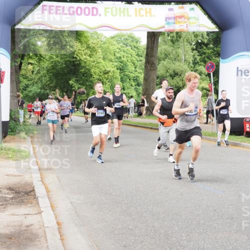 29.06.2025 - hella hamburg halbmarathon MichiJ http://msf.ph/oto/8382570 29.06.2025 10:46:43 Zwischen KM18-KM19 1019, 1544, 2426, 2730, 3780, 6087, 6327, 9741, 9985, 11250, 11366, 11935, 11937, 14471, 17304, 18063, 18855 meine-sportfotos.de