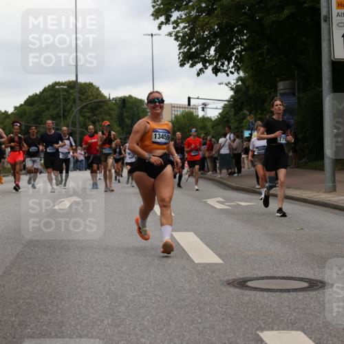 29.06.2025 - hella hamburg halbmarathon Yannick Fuchs http://msf.ph/oto/8382587 29.06.2025 10:55:00 20KM 1188, 1364, 1414, 1453, 1653, 1823, 2322, 2323, 2426, 2661, 3698, 5379, 5602, 5603, 5775, 6201, 6487, 6674, 6708, 6757, 6921, 7006, 7250, 7306, 7759, 7761, 8177, 8483, 8662, 9020, 9021, 9611, 9984, 10295, 11623, 11702, 11782, 12789, 12908, 13459, 13516, 15269, 16621, 17145, 17226, 17951, 17952, 18133, 18757, 19117, 19146, 19242 meine-sportfotos.de