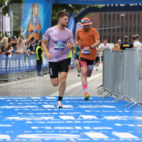 29.06.2025 - hella hamburg halbmarathon Strokosch-Dieckow http://msf.ph/oto/8382600 29.06.2025 10:23:54 Ziel 7963, 9447, 10780, 11194, 12360, 13440, 14753 meine-sportfotos.de