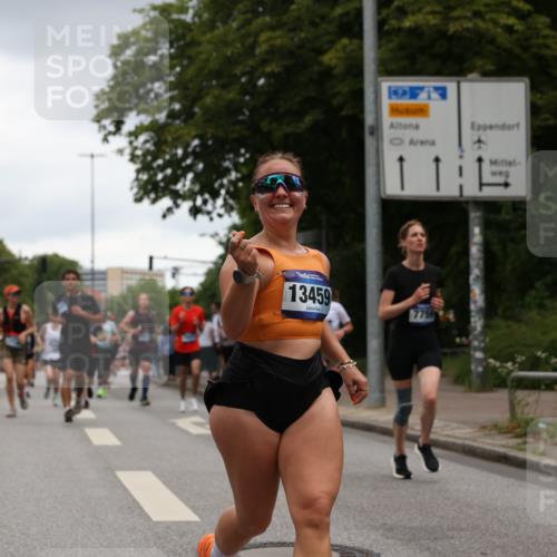 29.06.2025 - hella hamburg halbmarathon Yannick Fuchs http://msf.ph/oto/8382652 29.06.2025 10:55:01 20KM 1188, 1364, 1414, 1453, 1823, 2322, 2323, 2426, 2661, 3698, 5379, 5602, 5603, 5775, 6201, 6674, 6708, 6757, 6921, 7006, 7250, 7306, 7759, 7761, 8177, 8483, 8662, 9020, 9021, 9611, 9984, 10295, 11623, 11702, 11782, 12789, 12908, 13459, 13516, 15269, 16621, 17145, 17181, 17226, 17951, 17952, 18133, 18757, 19117, 19146, 19242 meine-sportfotos.de