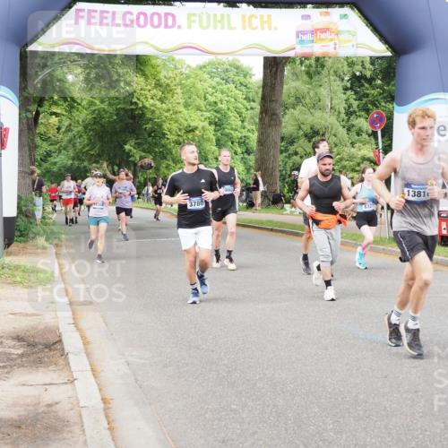 29.06.2025 - hella hamburg halbmarathon MichiJ http://msf.ph/oto/8382653 29.06.2025 10:46:43 Zwischen KM18-KM19 1019, 1544, 2426, 2730, 3780, 6087, 6327, 9741, 9985, 11250, 11366, 11935, 11937, 14471, 17304, 18063, 18855 meine-sportfotos.de