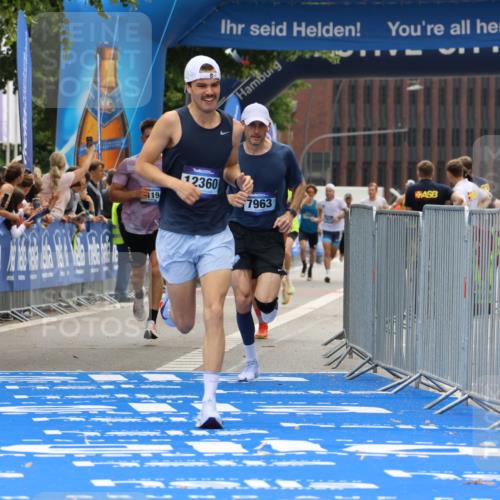 29.06.2025 - hella hamburg halbmarathon Strokosch-Dieckow http://msf.ph/oto/8382678 29.06.2025 10:23:51 Ziel 6699, 7963, 9447, 10780, 11194, 12360, 13440 meine-sportfotos.de