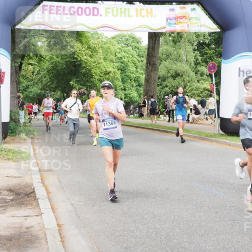 29.06.2025 - hella hamburg halbmarathon MichiJ http://msf.ph/oto/8382865 29.06.2025 10:46:46 Zwischen KM18-KM19 2426, 3780, 6327, 9741, 11366, 11937, 13993, 14471, 14577, 17304, 18063 meine-sportfotos.de