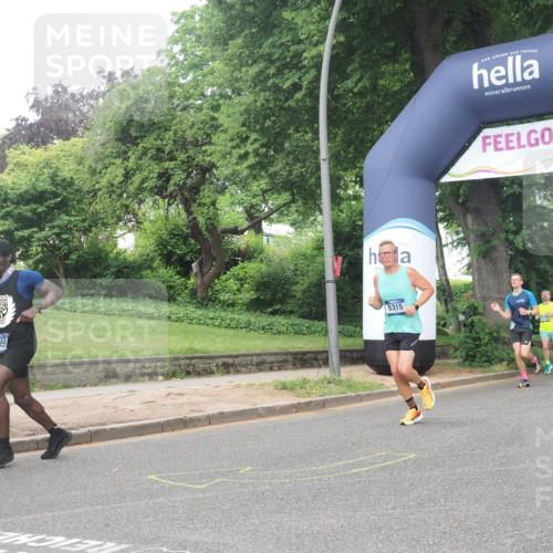 29.06.2025 - hella hamburg halbmarathon KatJ http://msf.ph/oto/8382969 29.06.2025 10:25:29 Zwischen KM18-KM19 3959, 5315, 5961, 7152 meine-sportfotos.de