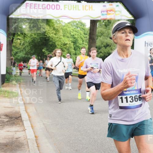 29.06.2025 - hella hamburg halbmarathon MichiJ http://msf.ph/oto/8383022 29.06.2025 10:46:48 Zwischen KM18-KM19 3780, 6327, 8481, 9741, 10271, 11366, 11937, 13993, 14471, 14577, 14631, 15269, 18063 meine-sportfotos.de