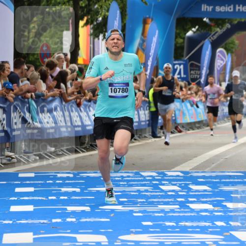 29.06.2025 - hella hamburg halbmarathon Strokosch-Dieckow http://msf.ph/oto/8383026 29.06.2025 10:23:46 Ziel 5301, 6699, 7963, 9151, 9447, 10780, 12360 meine-sportfotos.de