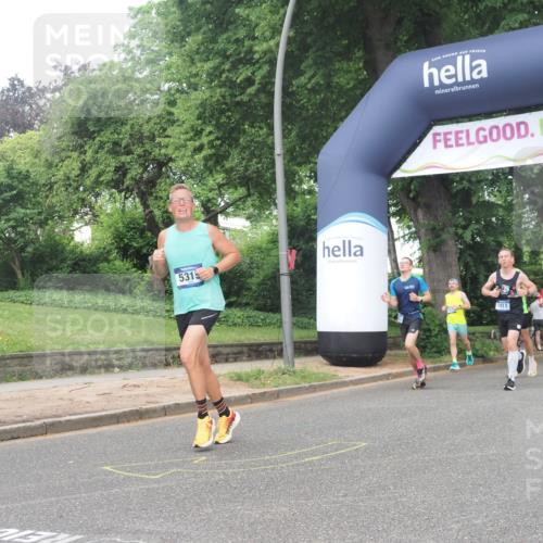 29.06.2025 - hella hamburg halbmarathon KatJ http://msf.ph/oto/8383132 29.06.2025 10:25:30 Zwischen KM18-KM19 3959, 5315, 5961, 7152 meine-sportfotos.de