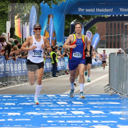 29.06.2025 - hella hamburg halbmarathon Strokosch-Dieckow http://msf.ph/oto/8383152 29.06.2025 10:23:39 Ziel 5301, 6699, 7834, 9151, 16169 meine-sportfotos.de