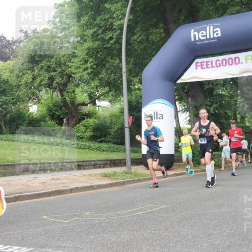 29.06.2025 - hella hamburg halbmarathon KatJ http://msf.ph/oto/8383166 29.06.2025 10:25:31 Zwischen KM18-KM19 1411, 3959, 5315, 5961, 7152, 8362 meine-sportfotos.de