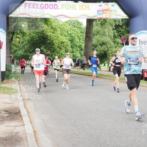 29.06.2025 - hella hamburg halbmarathon MichiJ http://msf.ph/oto/8383255 29.06.2025 10:46:50 Zwischen KM18-KM19 3780, 6327, 8481, 8531, 9741, 10271, 11366, 13993, 14471, 14577, 14631, 15269, 18063, 18624 meine-sportfotos.de