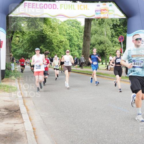 29.06.2025 - hella hamburg halbmarathon MichiJ http://msf.ph/oto/8383258 29.06.2025 10:46:51 Zwischen KM18-KM19 3780, 6327, 7476, 8481, 8531, 9741, 10271, 11366, 13993, 14471, 14577, 14631, 15269, 18063, 18624 meine-sportfotos.de