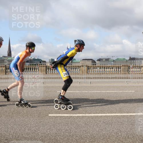 29.06.2025 - hella hamburg halbmarathon Lena Gebhardt http://msf.ph/oto/8383339 29.06.2025 08:52:26 Lombardsbrücke 224, 285 meine-sportfotos.de