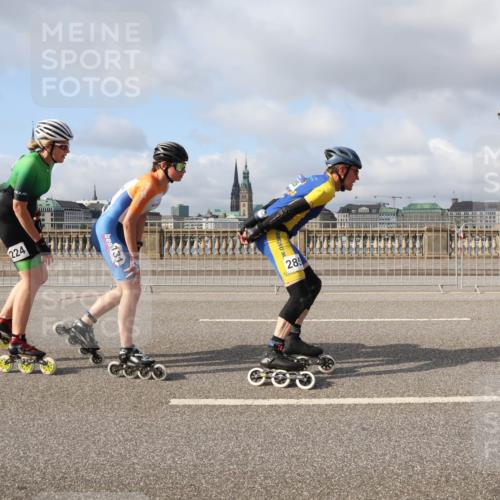 29.06.2025 - hella hamburg halbmarathon Lena Gebhardt http://msf.ph/oto/8383394 29.06.2025 08:52:26 Lombardsbrücke 224, 131, 285 meine-sportfotos.de