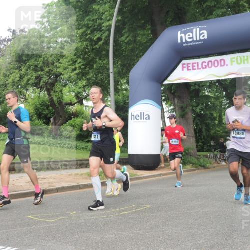29.06.2025 - hella hamburg halbmarathon KatJ http://msf.ph/oto/8383445 29.06.2025 10:25:32 Zwischen KM18-KM19 1411, 1571, 3959, 5315, 5961, 8362 meine-sportfotos.de