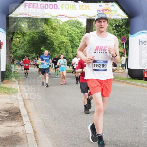 29.06.2025 - hella hamburg halbmarathon MichiJ http://msf.ph/oto/8383450 29.06.2025 10:46:53 Zwischen KM18-KM19 2091, 7476, 8481, 8531, 10271, 12908, 13993, 14631, 15269, 18624, 18701 meine-sportfotos.de