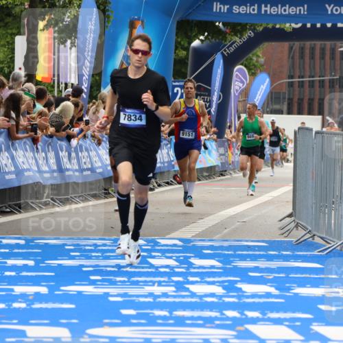 29.06.2025 - hella hamburg halbmarathon Strokosch-Dieckow http://msf.ph/oto/8383505 29.06.2025 10:23:35 Ziel 5301, 7834, 9151, 16169 meine-sportfotos.de