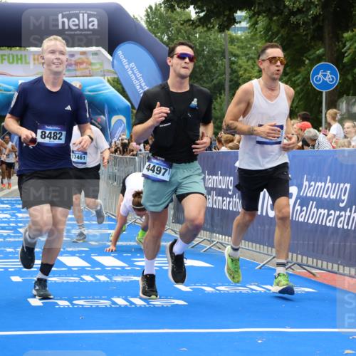 29.06.2025 - hella hamburg halbmarathon Strokosch-Dieckow http://msf.ph/oto/8383588 29.06.2025 10:46:31 Ziel 1920, 2222, 2842, 4237, 4497, 5459, 6421, 6978, 8482, 8981, 9051, 9232, 9386, 9529, 9786, 12891, 13525, 13554, 14045, 14228, 14482, 15026, 15133, 15157, 15206, 15714, 17281, 17461, 18297, 18882, 19209 meine-sportfotos.de