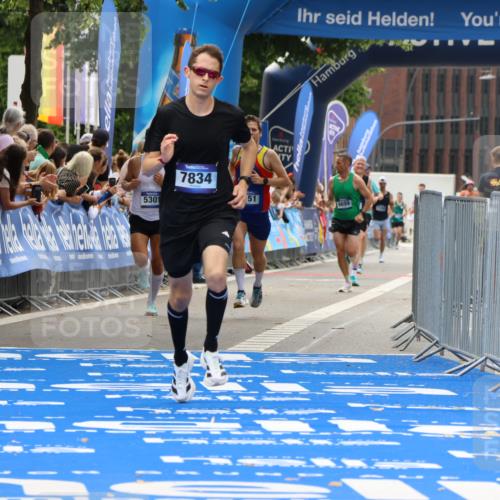 29.06.2025 - hella hamburg halbmarathon Strokosch-Dieckow http://msf.ph/oto/8383601 29.06.2025 10:23:36 Ziel 5301, 7834, 9151, 16169 meine-sportfotos.de