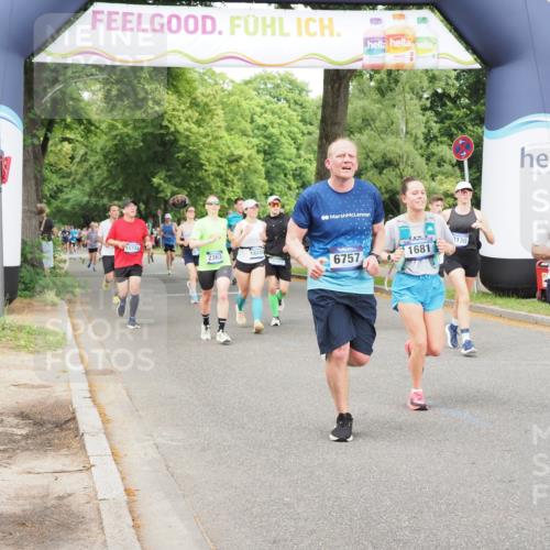 29.06.2025 - hella hamburg halbmarathon MichiJ http://msf.ph/oto/8383663 29.06.2025 10:46:56 Zwischen KM18-KM19 1681, 2091, 6757, 7476, 8531, 12908, 14631, 15269, 17491, 18130, 18200, 18202, 18556, 18624, 18701 meine-sportfotos.de