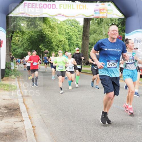 29.06.2025 - hella hamburg halbmarathon MichiJ http://msf.ph/oto/8383718 29.06.2025 10:46:57 Zwischen KM18-KM19 1681, 2091, 2363, 4013, 6757, 7476, 8531, 12908, 16754, 17491, 18130, 18200, 18202, 18556, 18624, 18701 meine-sportfotos.de