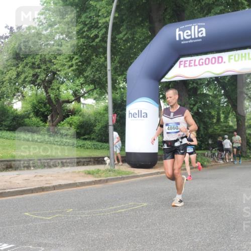 29.06.2025 - hella hamburg halbmarathon KatJ http://msf.ph/oto/8383879 29.06.2025 10:25:35 Zwischen KM18-KM19 1411, 1571, 4860, 5315, 8084, 8362 meine-sportfotos.de