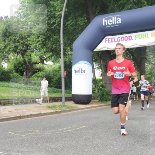 29.06.2025 - hella hamburg halbmarathon KatJ http://msf.ph/oto/8384093 29.06.2025 10:25:37 Zwischen KM18-KM19 1411, 1571, 4860, 8084, 8362 meine-sportfotos.de
