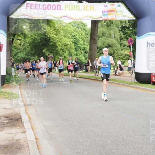 29.06.2025 - hella hamburg halbmarathon MichiJ http://msf.ph/oto/8384137 29.06.2025 10:47:03 Zwischen KM18-KM19 2167, 2363, 3169, 3698, 4013, 5347, 6757, 11623, 12761, 15733, 16754, 17491, 18130, 18200, 18202, 18556 meine-sportfotos.de