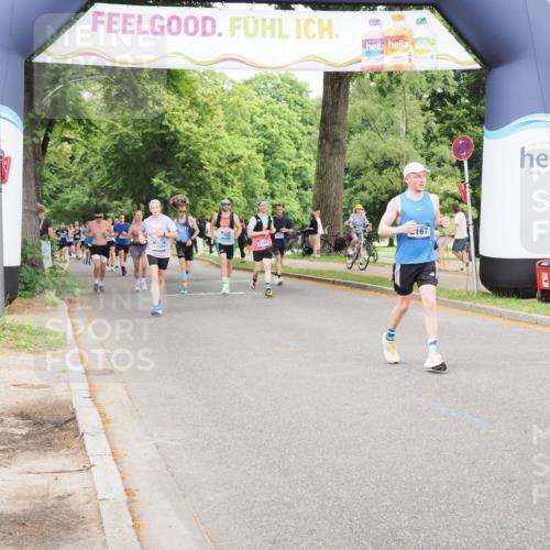29.06.2025 - hella hamburg halbmarathon MichiJ http://msf.ph/oto/8384177 29.06.2025 10:47:04 Zwischen KM18-KM19 2167, 2363, 3169, 3698, 4013, 5347, 11623, 12761, 13589, 15733, 16754, 18200, 18556 meine-sportfotos.de